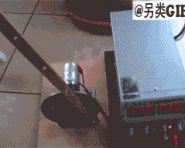 这孩儿绝对有个技术宅的爹